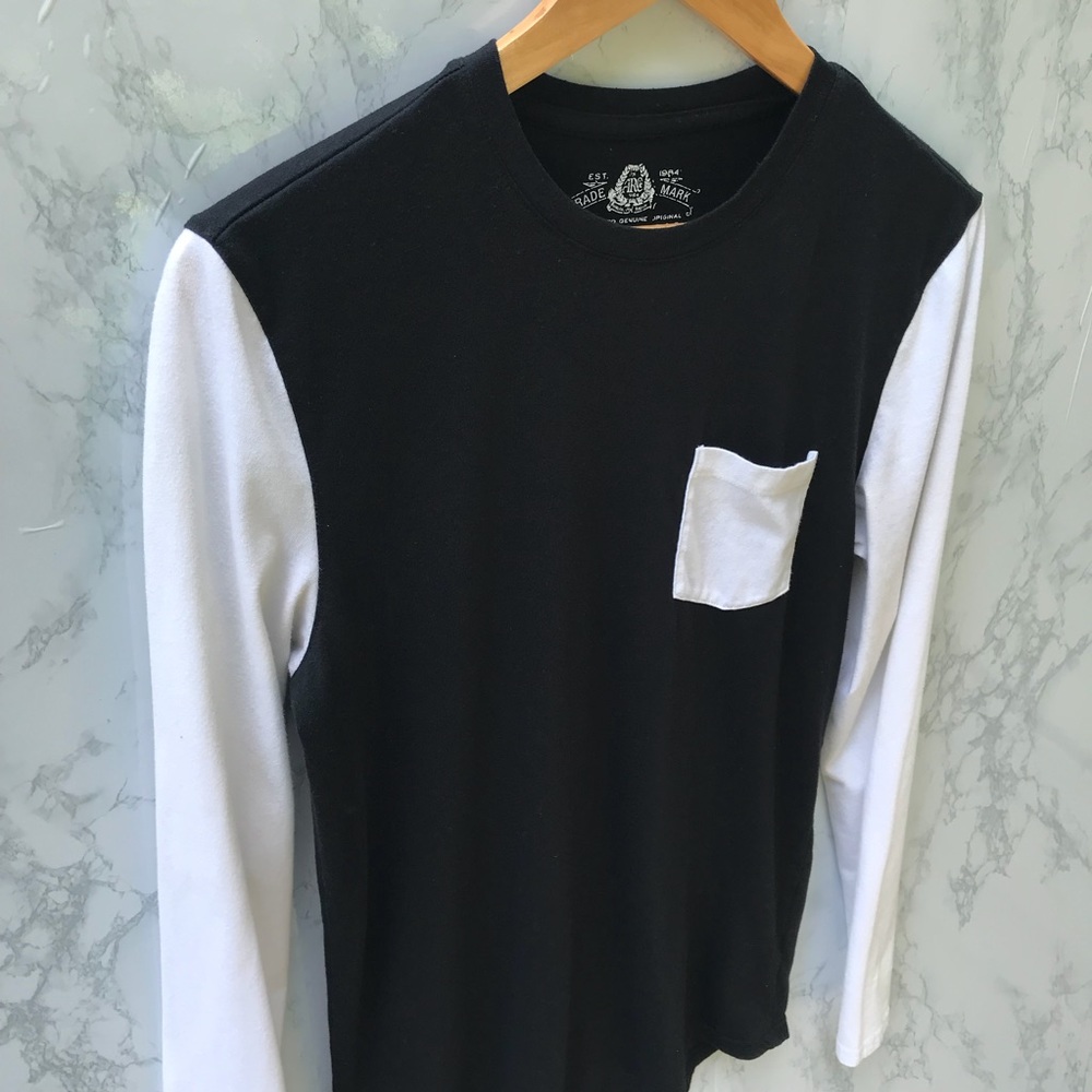 American Rag | Long Sleeve Pocket Tee